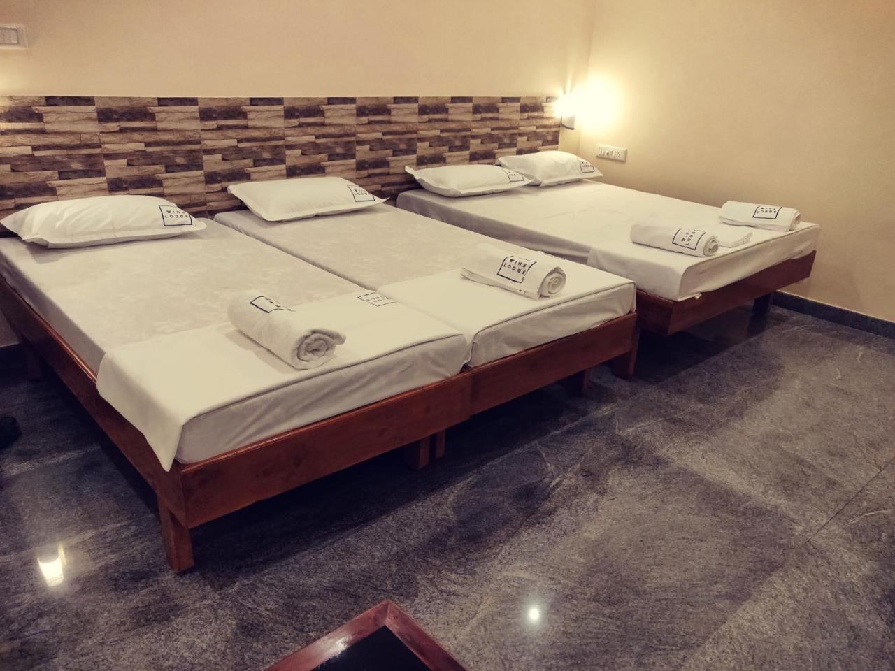 Hotel Wins Каньякумарі Екстер'єр фото