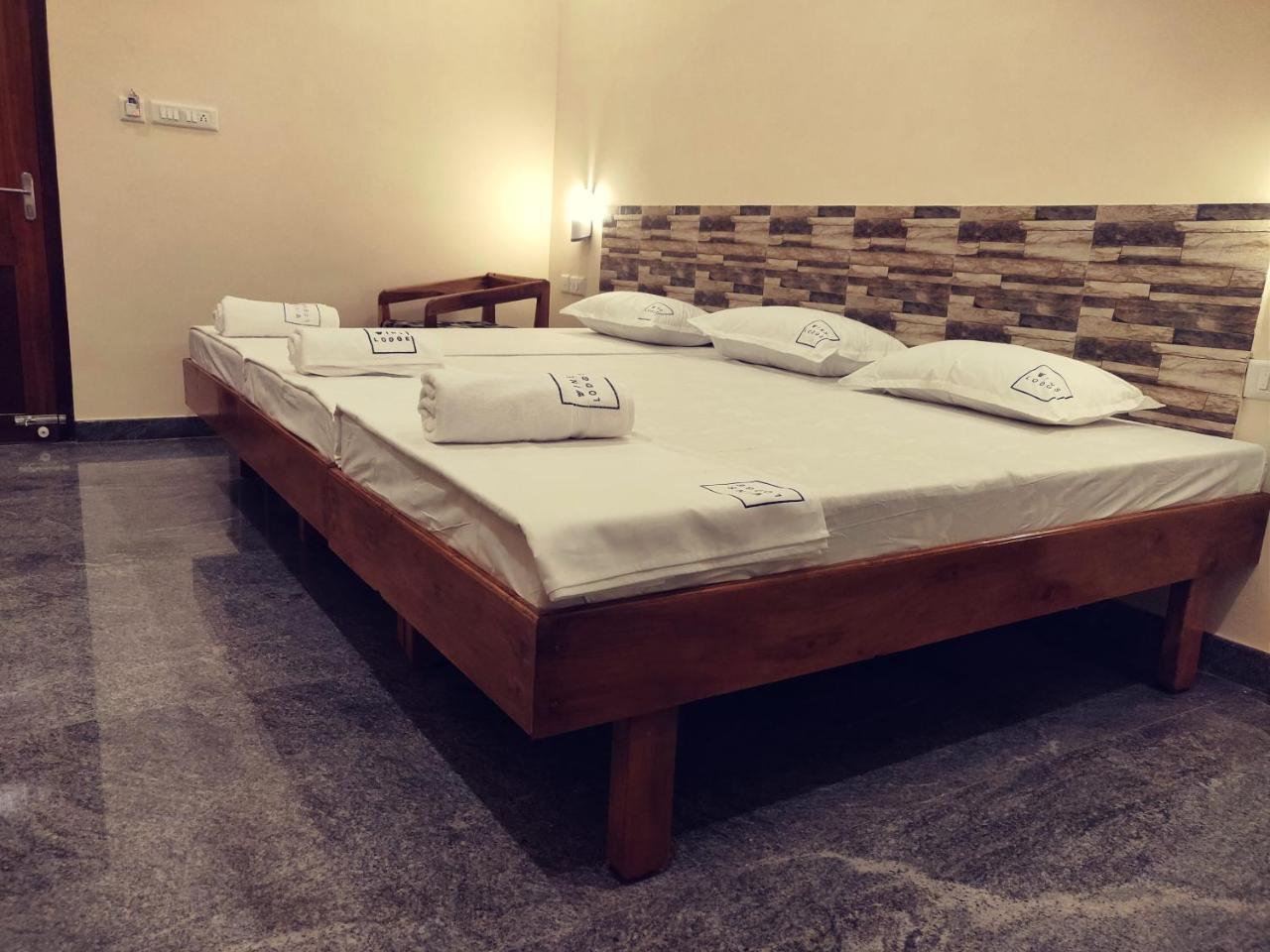Hotel Wins Каньякумарі Екстер'єр фото