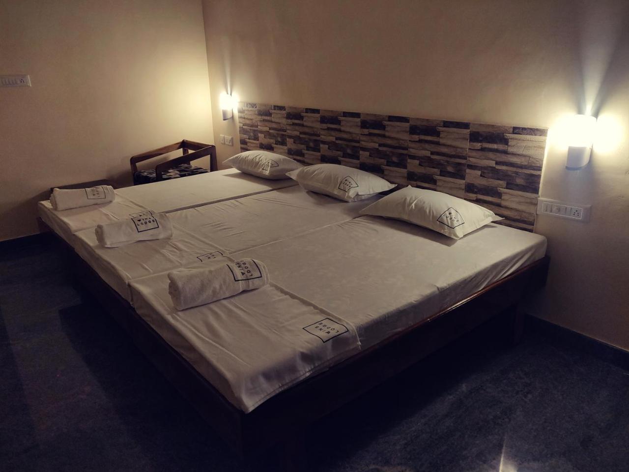 Hotel Wins Каньякумарі Екстер'єр фото