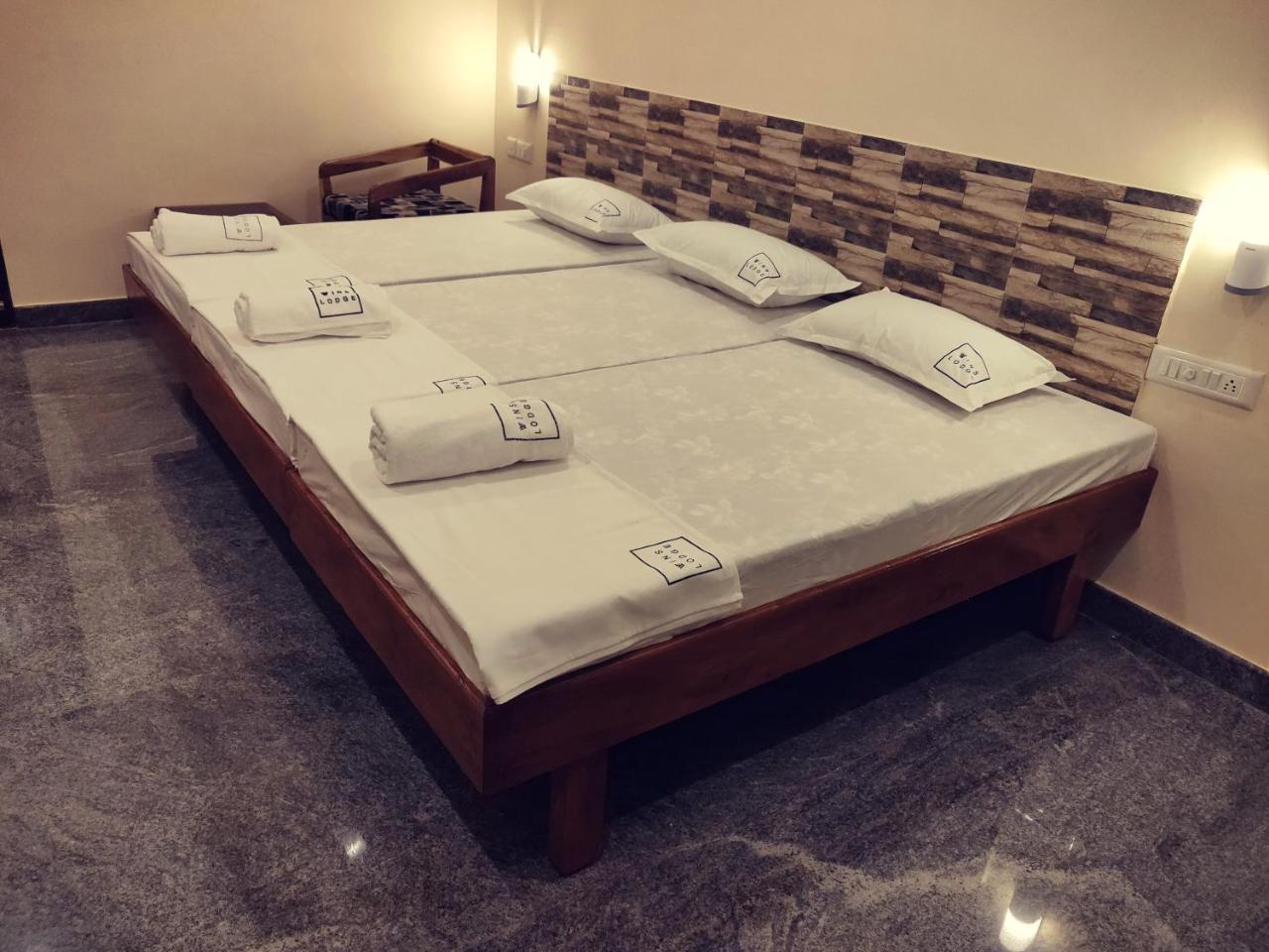 Hotel Wins Каньякумарі Екстер'єр фото