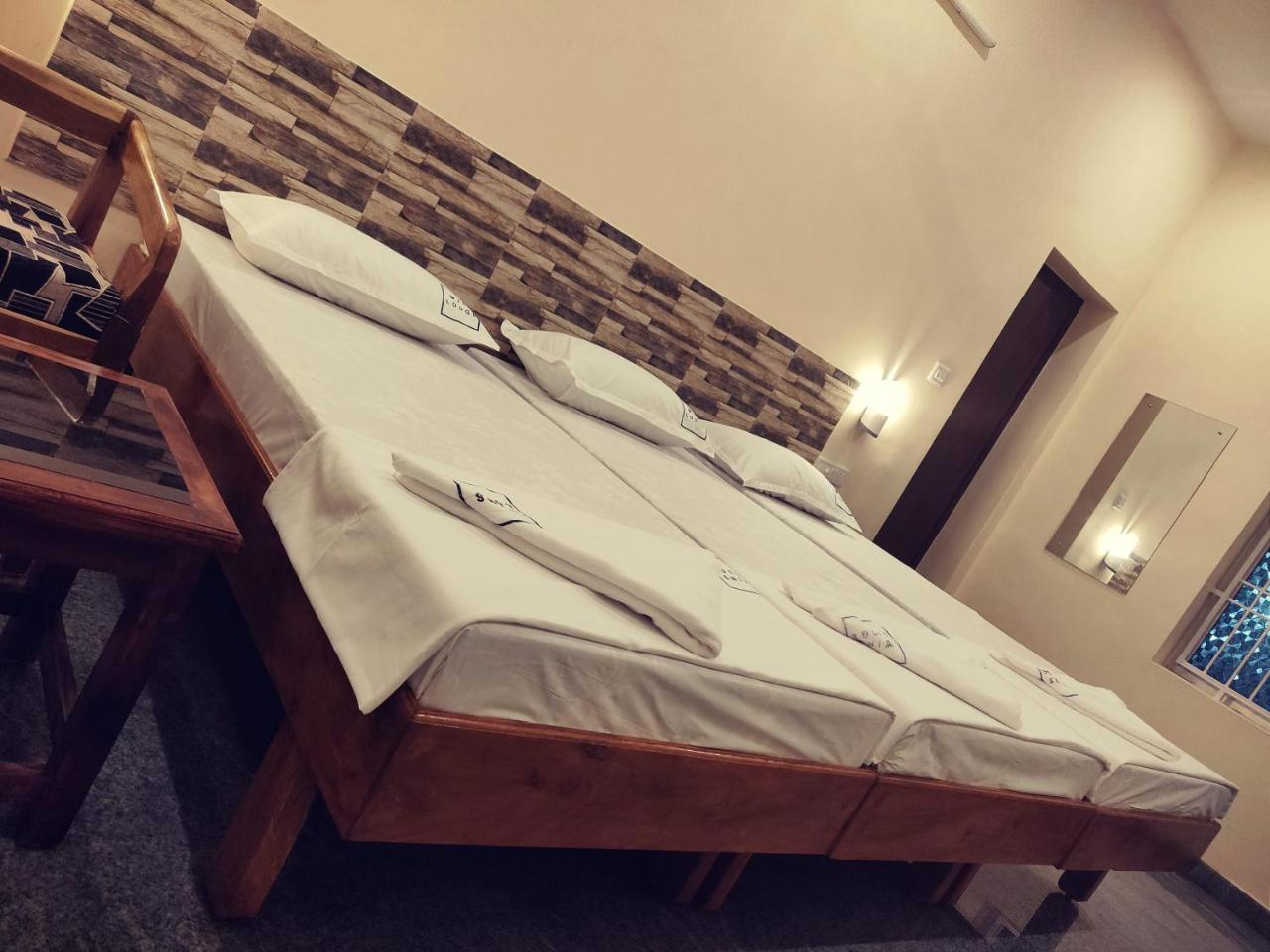 Hotel Wins Каньякумарі Екстер'єр фото